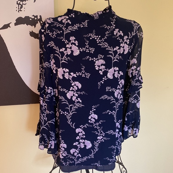 Feminine Part Two Blue/Pink Floral Top w/ Tiered Long Sleeves - Size 12 (42 EU) - Picture 4 of 11